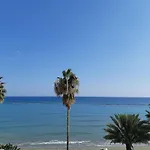 Beachfront Bliss 3br With Panoramic Sea View * Вороклини