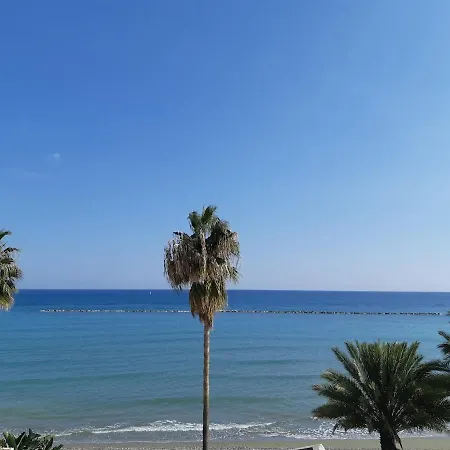 Enjoy Sunrise At Spacious 3br Flat By The Seafront * Voroklini