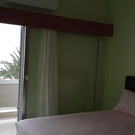 Apartment Enjoy Sunrise At Spacious 3br Flat By The Seafront Voroklini