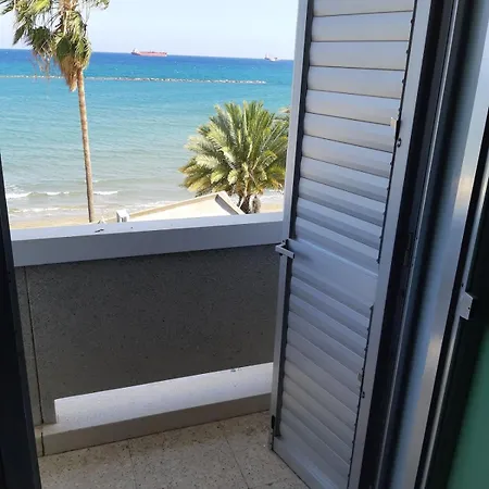 Διαμέρισμα Enjoy Sunrise At Spacious 3br Flat By The Seafront