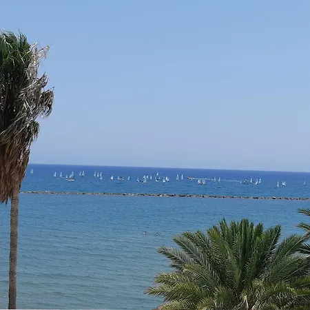 Enjoy Sunrise At Spacious 3br Flat By The Seafront * Voróklini