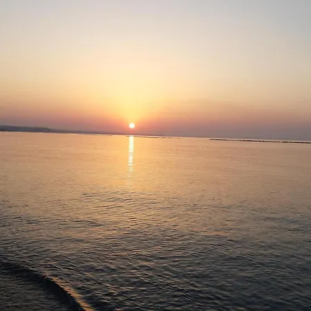 Διαμέρισμα Enjoy Sunrise At Spacious 3br Flat By The Seafront Βορόκλινη