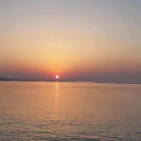 Enjoy Sunrise At Spacious 3br Flat By The Seafront * Βορόκλινη