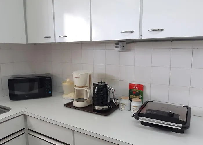 Apartmán Enjoy Sunrise At Spacious 3br Flat By The Seafront